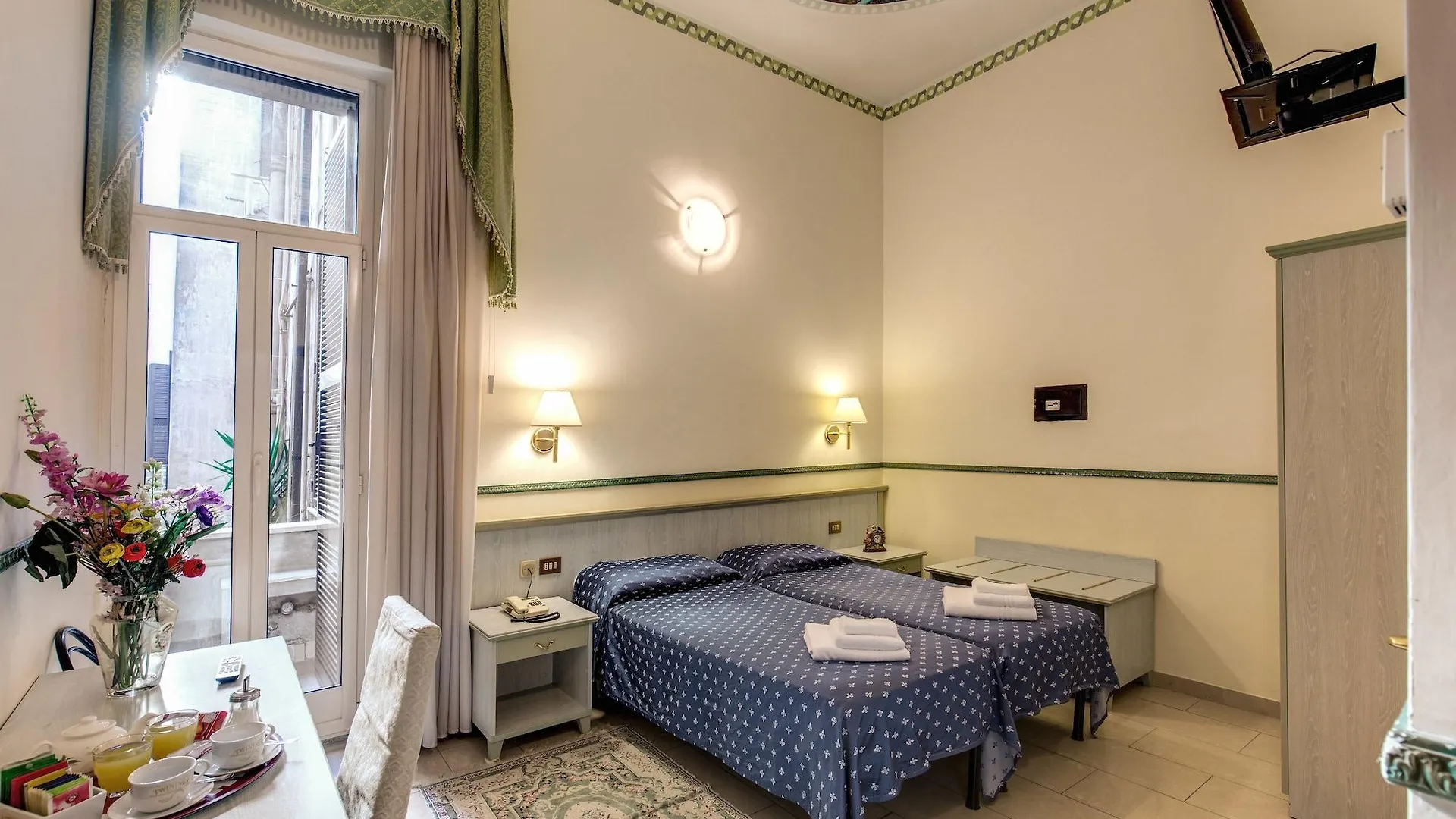 ***  Cambridge Hotel Řím Itálie