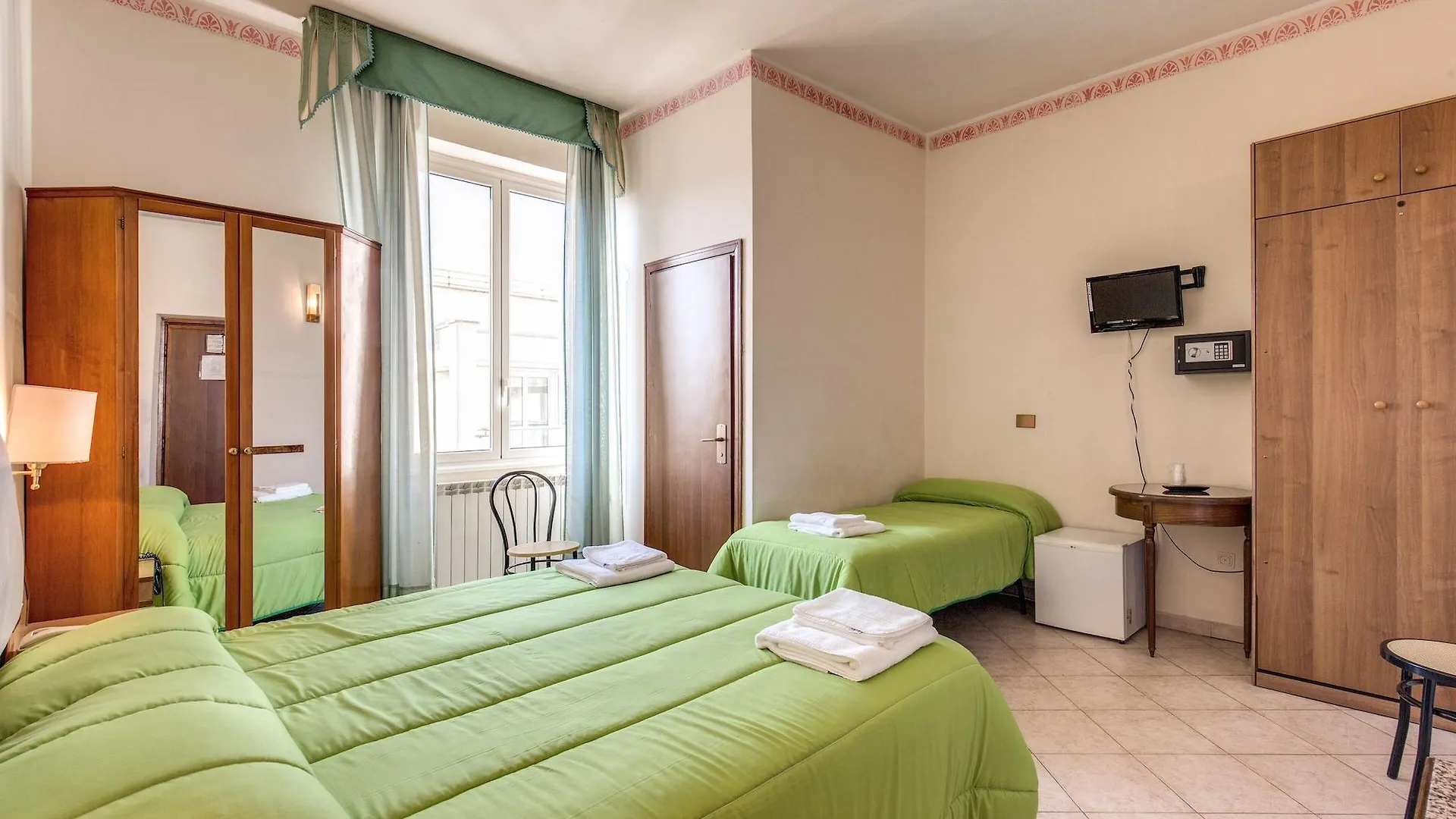 Cambridge Hotel Roma