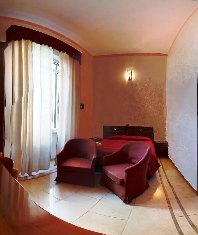 Cambridge Hotel Roma